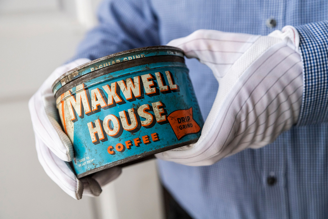 Maxwell House Coffee márkájú instant kávé